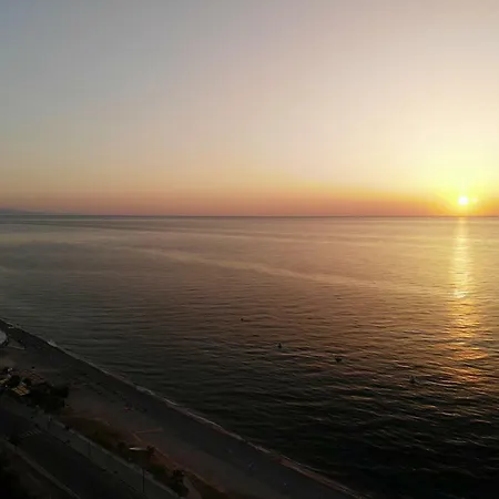 Lägenhet Sunrise Guardavalle
